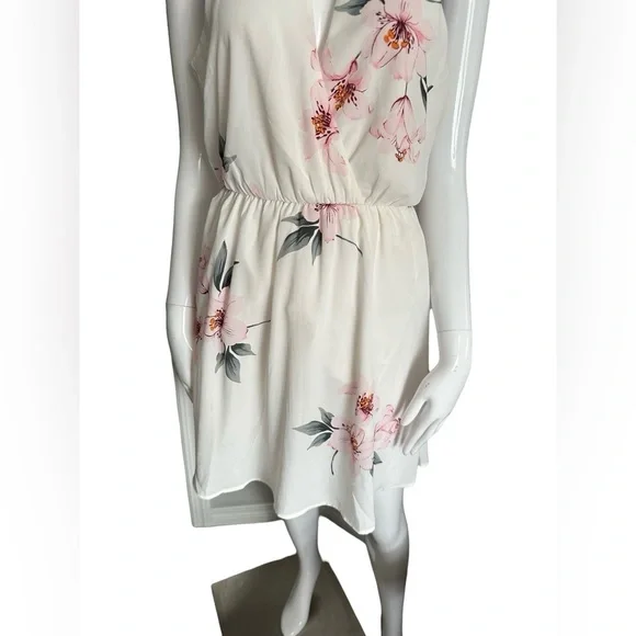 Lush Dress Floral White midi - Picture 2 of 7